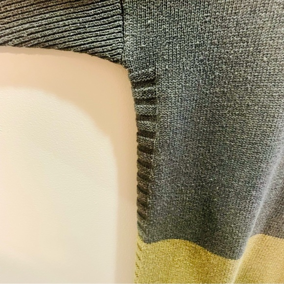 Tahari Green Colorblock Turtleneck Sweater 2X - Picture 2 of 7